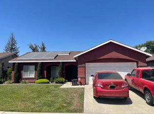 991 Palo Alto St, Tulare, CA 93274