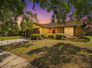 7418 Riverbank Dr, New Port Richey, FL 34655