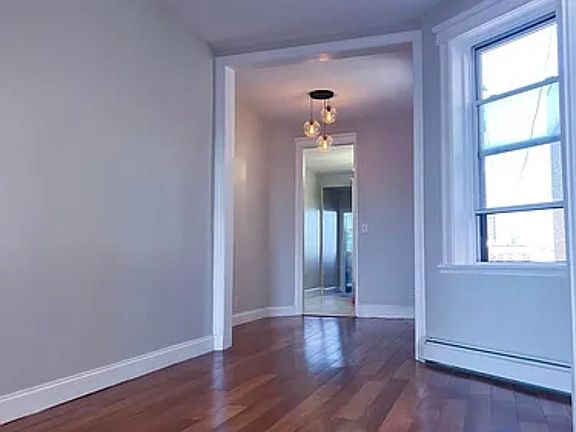 4th image of 94 North St APT 4S