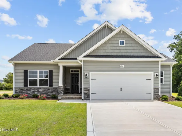 2901 Tucker Hill Drive, Grimesland, NC 27837