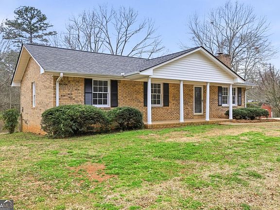 2nd image of 126 Jeffery Ln