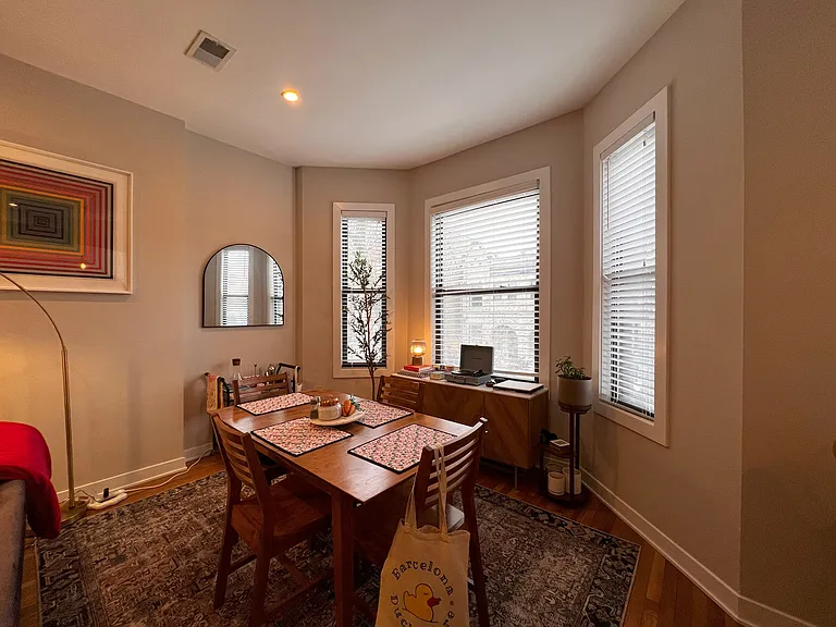 609 W Oakdale Ave #41 — Photo 5