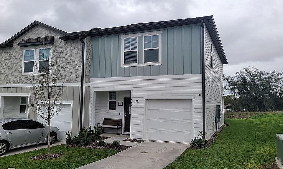 1st image of 689 Madison Dr