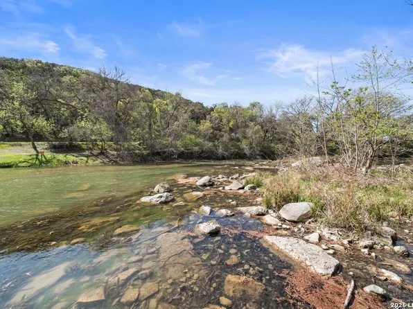 1352 Ponderosa, New Braunfels, TX 78132