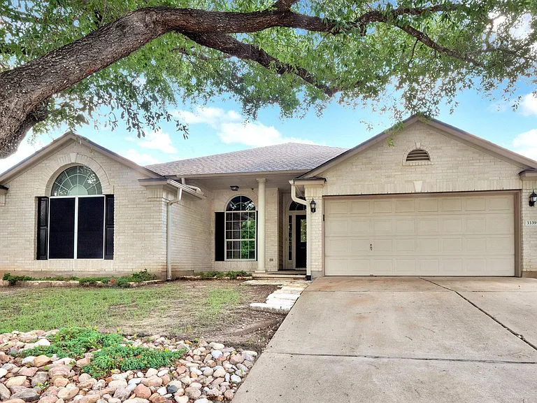 3339 Rod Carew Dr — Photo 3