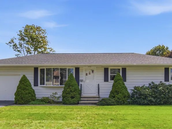 48 Wertman Lane, Loudonville, NY 12211