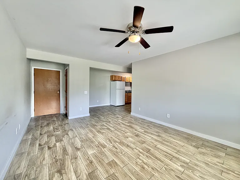 821 George Ave #10 — Photo 9