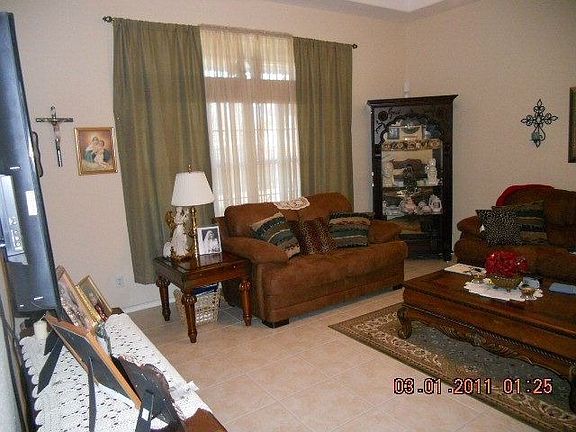 2nd image of 2600 Umar Ave