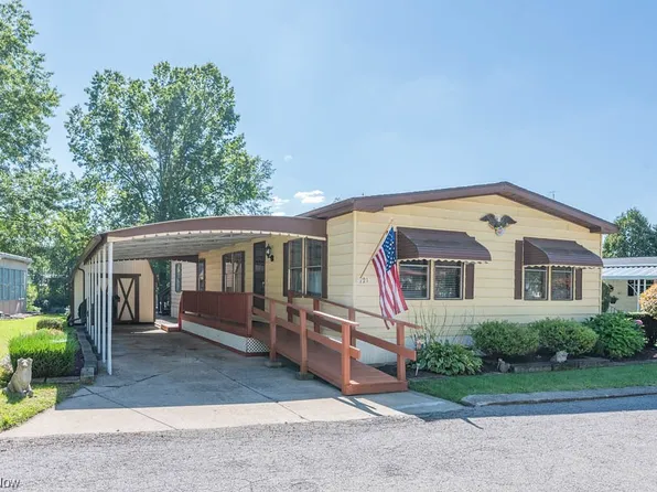 121 Lakeside Way SW, Warren, OH 44481