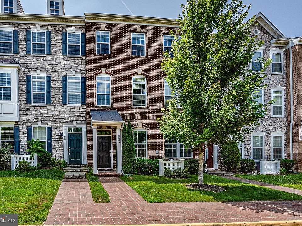 1st image of 10603 Legacy Ln