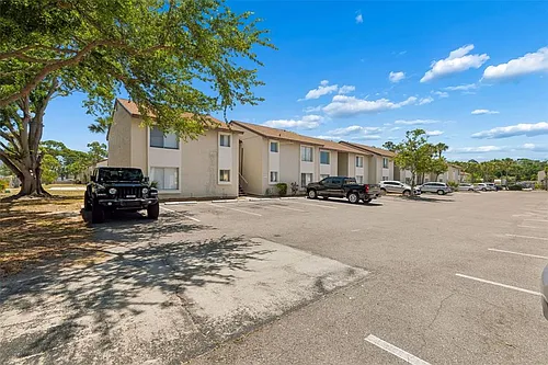 2725 Hidden Lake Blvd #C Photo 1