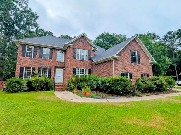 150 Haleswood Cir, Goose Creek, SC 29445