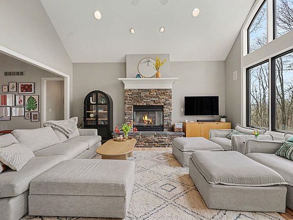 5th image of 7505 Timber Ridge Ct