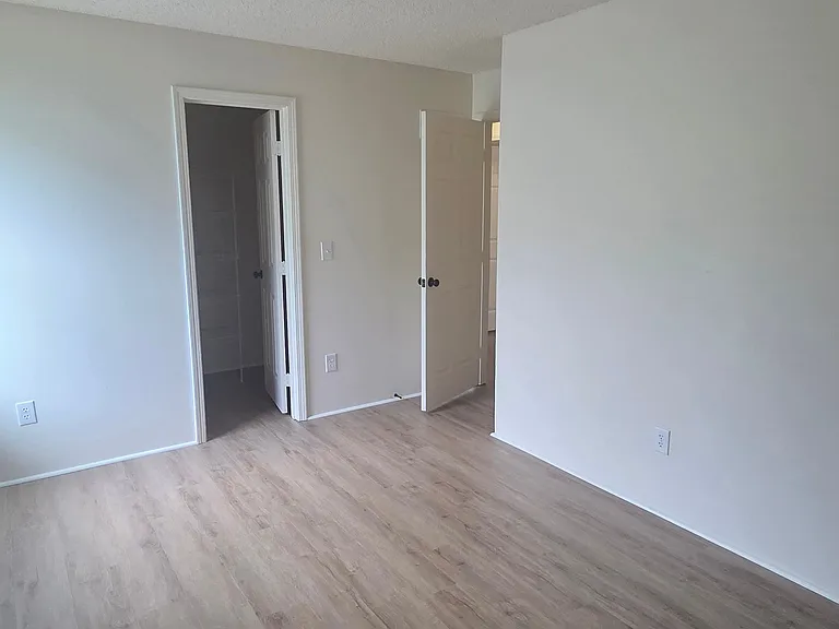 3312 N Virginia Ave — Photo 10
