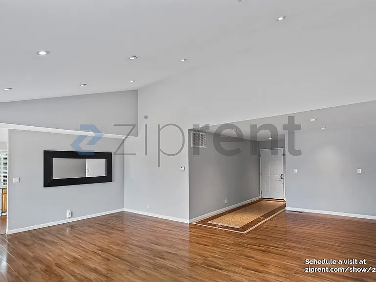 3686 Lightfare Ct — Photo 7
