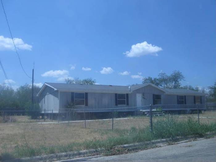 1st image of 2605 Cleburne St