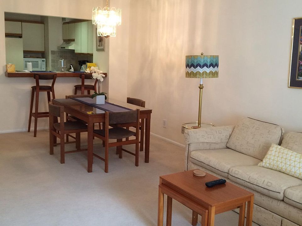 1st image of 900 N Stafford St APT 1012