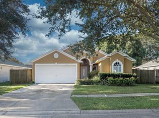 1475 Lake Shore Ranch Dr, Seffner, FL 33584