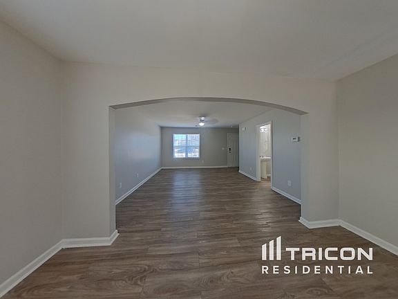 4th image of 517 Gentle Breeze Ln