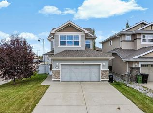 6023 208th St NW, Edmonton, AB T6M0M1