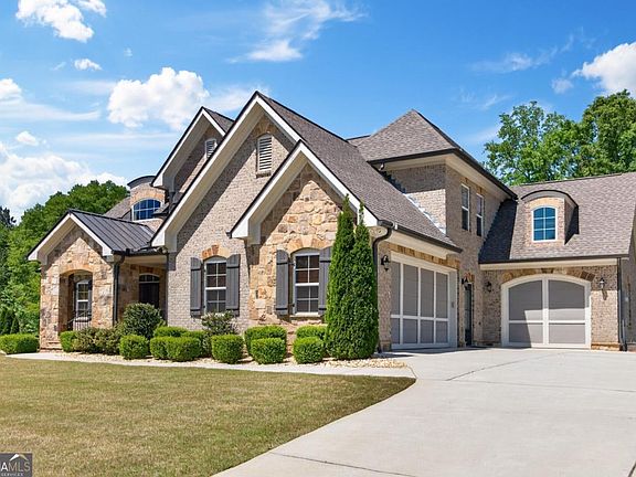 3rd image of 2710 Bolton Abbey Dr