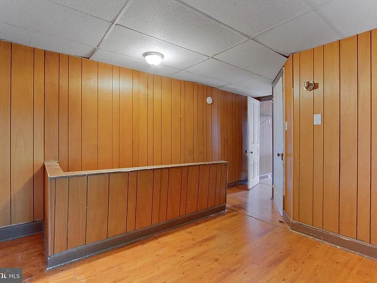 28 N Lehman St — Photo 13