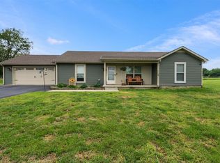 1089 New Grove Rd, Smiths Grove, KY 42171