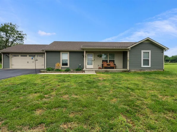 1089 New Grove Rd, Smiths Grove, KY 42171