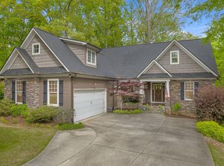 404 Netherland Ln, Simpsonville, SC 29681
