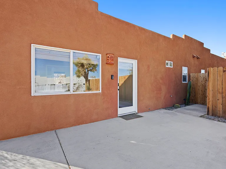 Desert Air Rd — Photo 28