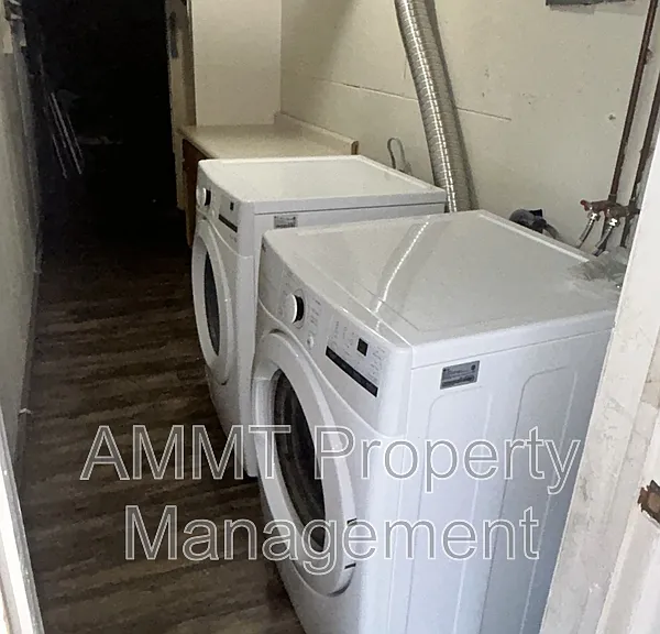 2833 3rd Ave SE #1 — Photo 6