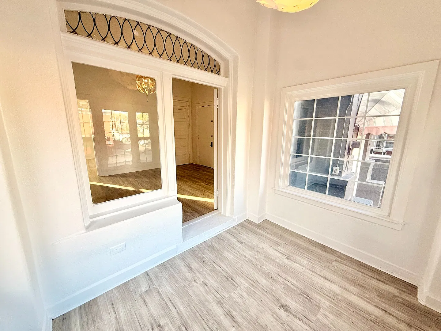 1311 N Downing St — Photo 4