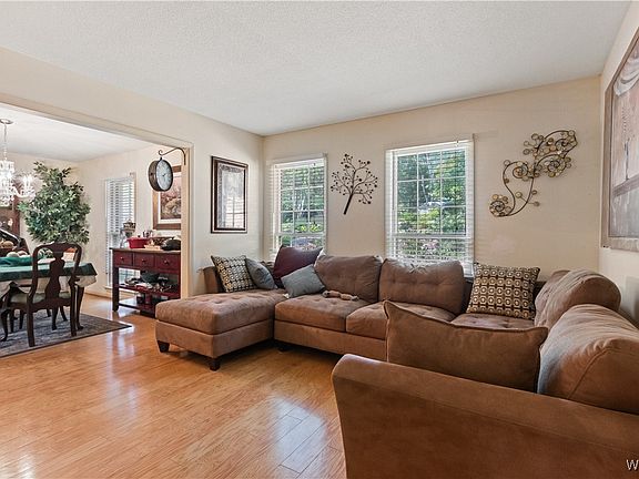 4th image of 2500 Shoal Pl