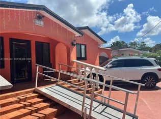 Armour Manors, Miami, FL 33135