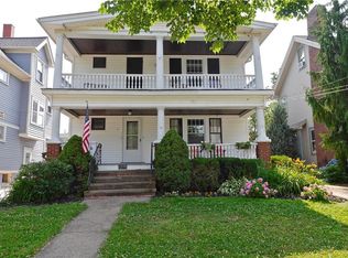 1275 Cook Ave, Lakewood, OH