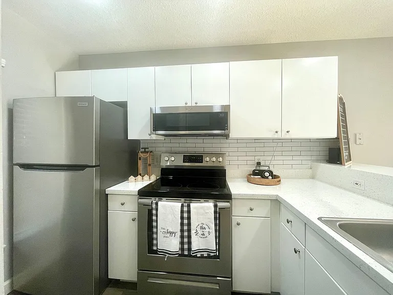 Village Park Townhomes | 2 & 3 Bedroom Apartments in Lady Lake, FL — Photo 46