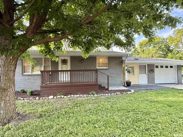 1035 E Myrtle St, Canton, IL 61520