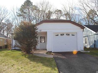 221 Belfast Ln #55, Ridge, NY 11961