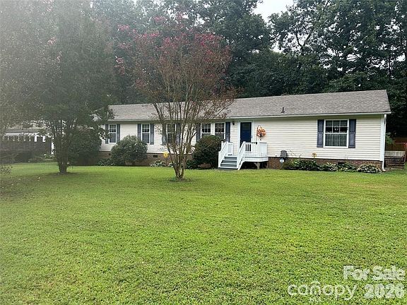 2nd image of 114 Ashford Dr