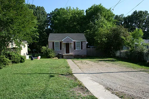 526 Whitfield St Photo 1