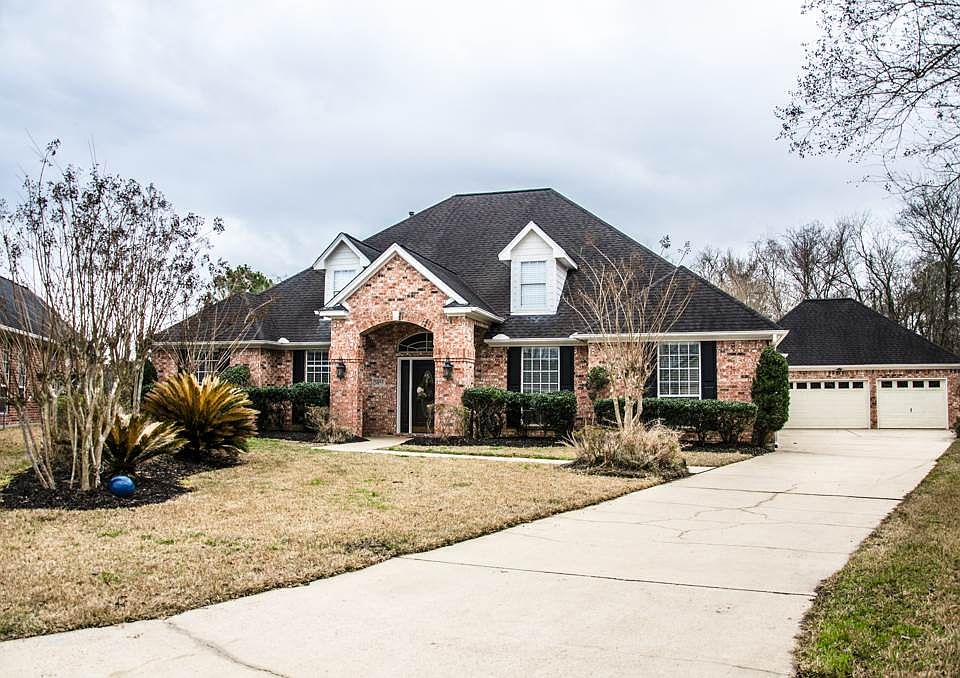1st image of 3855 Bay Hill Cir