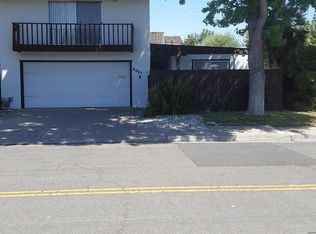 2661 El Charro Dr, Modesto, CA 95354