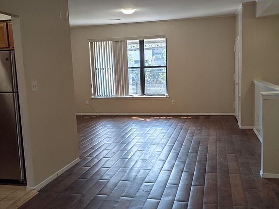 4th image of 2058 Mapes Ave Floor 3
