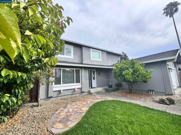 4480 Fuchsia Ave, Rohnert Park, CA 94928