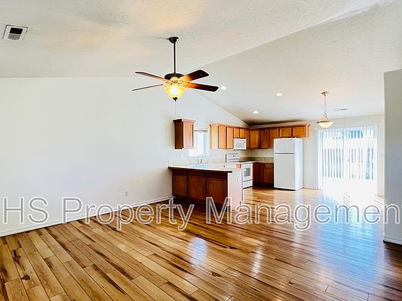 2nd image of 5718 Westport Ln