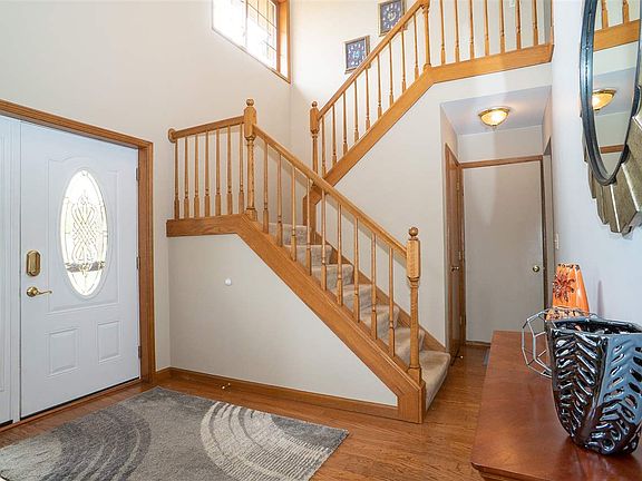 4th image of 5113 Natalie Ct