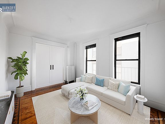 4th image of 105 E 15th St APT 82