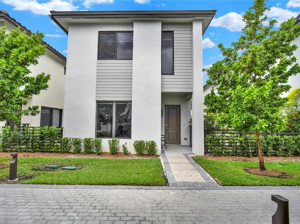 4419 NW 80th Ct, Doral, FL 33166