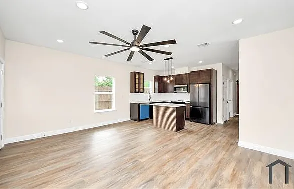 3810 Hiford Dr #A — Photo 15