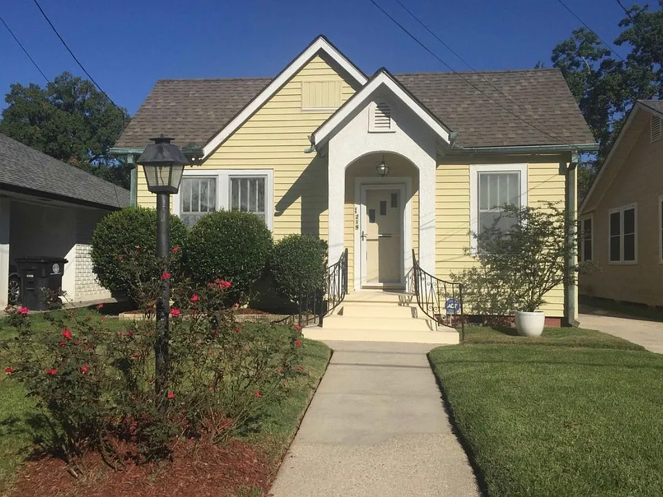 219 Westmoreland Dr
